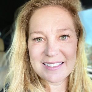 Meet your Posher, Jo-nell